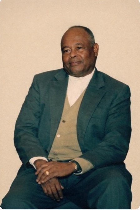 ሻለቃ ብርሃነሥላሴ በጡረታ ዘመናቸው በፍቼ መኖሪያ ቤታቸው