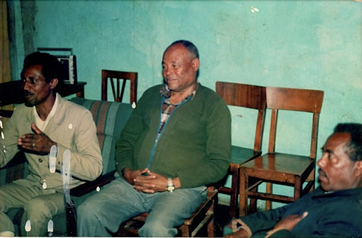 ሻለቃ ብርሃነሥላሴ በጡረታ ዘመናቸው በፍቼ መኖሪያ ቤታቸው